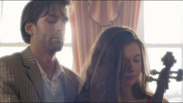 Ellysha Eglon-Smith - Sunday Dinner with the Morgans (2014) эротическая постельная сцена знаменитость трахается голая sex scene