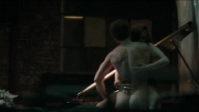 Elizabeth McLaughlin - Hand Of God (2014) (s01e02) (эротическая постельная сцена фильма знаменитость трахается голая sex scene)