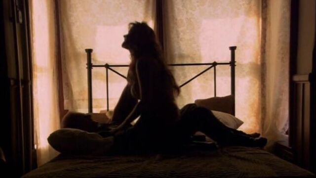Shannan Leigh - Diary of a Sex Addict (2005) (эротическая постельная сцена из фильма знаменитость трахается голая sex scene)
