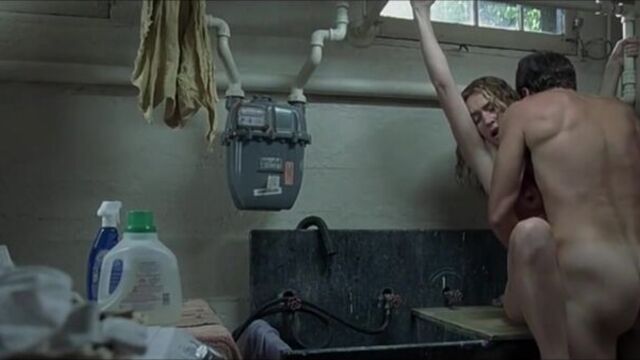 Kate Winslet - Little Children (2006) (эротическая постельная сцена из фильма знаменитость трахается голая sex scene)