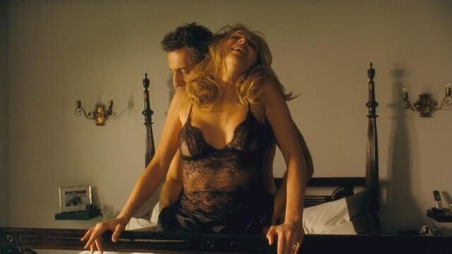 Sharon Stone - Fading Gigolo (2013) (эротическая постельная сцена из фильма знаменитость трахается голая hot sex scene)