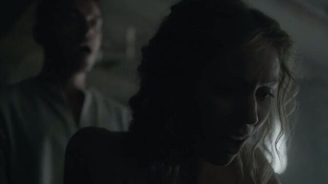 Unknown Actress - Vikings (2017) (s04e20) (эротическая постельная сцена из фильма sex scene знаменитость трахается голая)