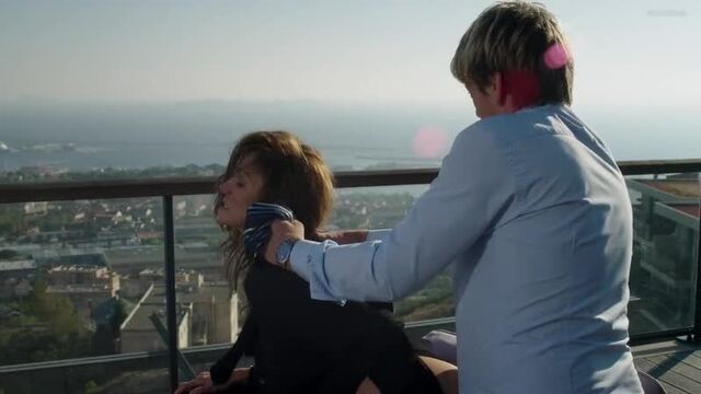 Nadia Fares - Marseilles s01e01 (2016)