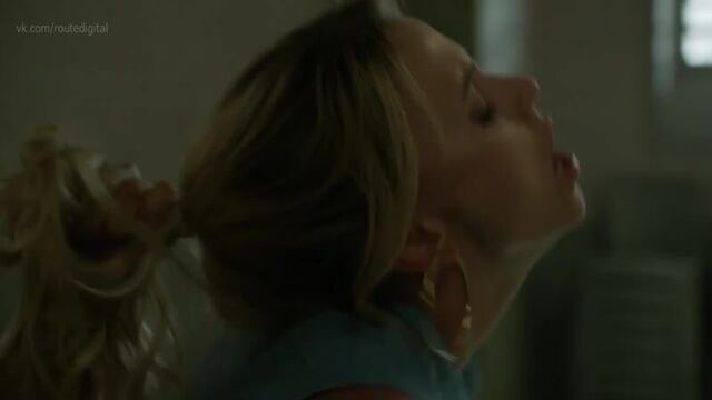 Riley Voelkel - Hightown s01e03 (2020)
