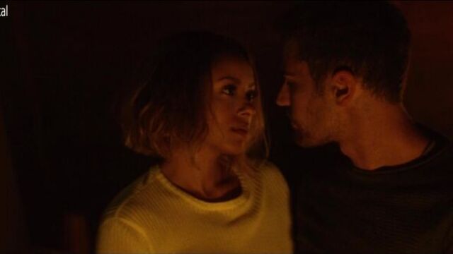 Kat Graham Nude - How It Ends (2018) HD 1080p Web Watch Online / Кэт Грэхэм - Как это заканчивается