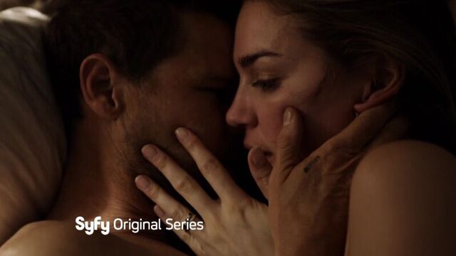 Shannon Berry Nude - Hunters s01e01 (2016) HD 1080p