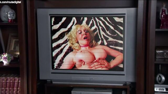 Candace Kroslak, Michelle Cormier, Angel Lewis, etc - American Pie Presents The Naked Mile (2006)Aмериканский пирог: Голая миля