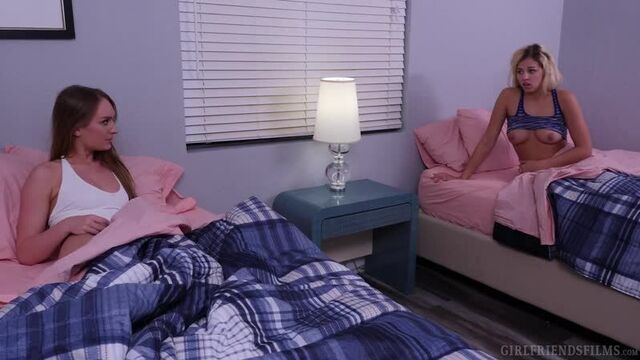 Sophia Lux and Daisy Stone [Lesbian]