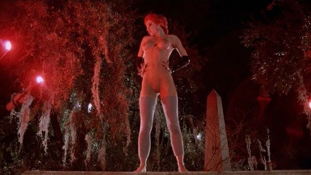 Linnea Quigley Nude – Return of the Living Dead (1985) HD 1080p Watch Online / Линнея Куигли - Возвращение живых мертвецов