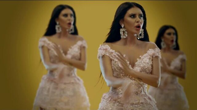 Ebru Polat - Hava Çok Sıcak
