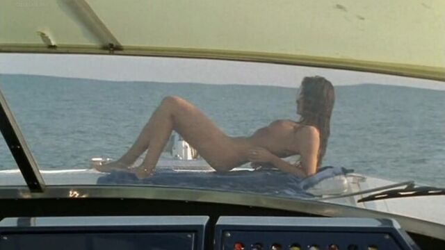 Manuela Arcuri Nude - "Pepe Carvalho" Alla ricerca di Sheherazade (1999)