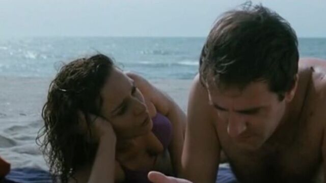 Valeria Golino Nude - Giulia non esce la sera (2009) 01