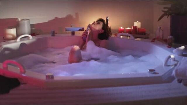 Macarena Gómez (Gomez) Nude - Vibraciones (2014) HD 1080p Watch Online / Макарена Гомес - Вибраторы