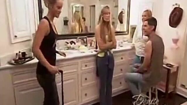 Denise Richards: It's Complicated 1х3