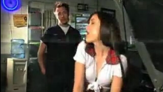James Gunn's PG Porn Episode 4: Roadside Ass-istance