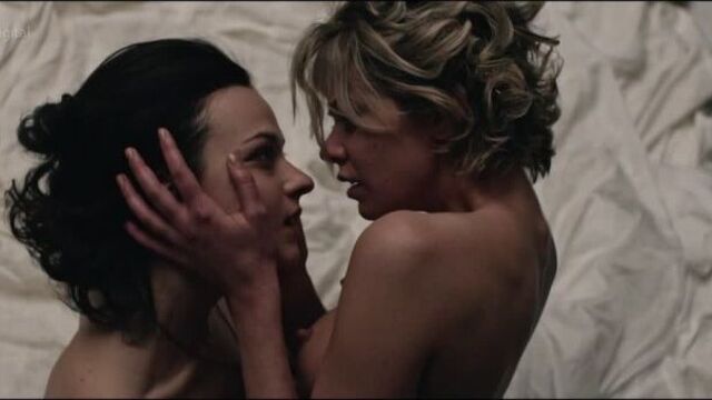 Analeigh Tipton, Marta Gastini Nude - Compulsion (2016) 1080p Web Watch Online / Анали Типтон, Марта Гастини - Принуждение