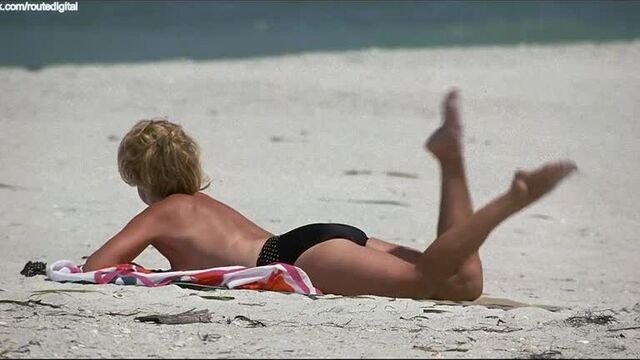 Jessica Lange Nude - Blue Sky (1994) BluRay REMMUX Watch Online