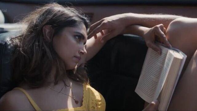 Deepika Padukone, Ananya Panday - Gehraiyaan (2022) HD 1080p Nude? Sexy! Watch Online