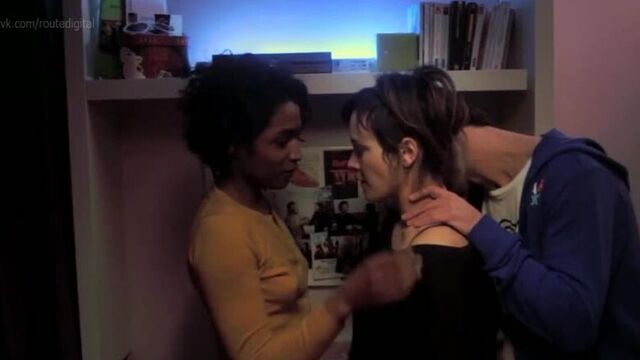 Sara Martins, Armelle Deutsch - Une idee en l'air (2014) HD 720p Nude? Sexy! Watch Online