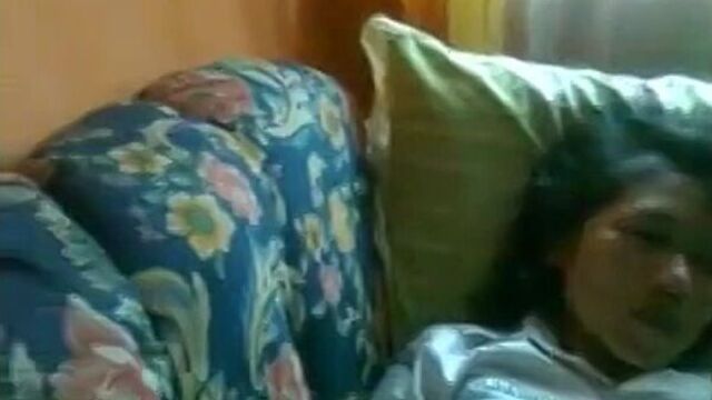 Pelajar SMS ngentot di sofa.mp4