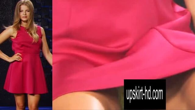 НОВОЕ Diana Naborskaia Upskirt on TV Show1