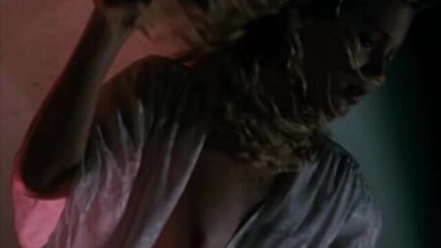 Джеки Суонсон (Jackie Swanson nude scenes in "Lethal Weapon" 1987)