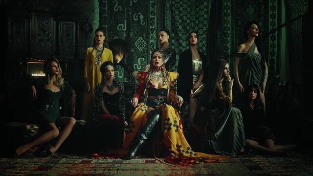 Iveta Mukuchyan - Հայաստանի աղջիկներ ⁄Armenian girls [Official Music Video]