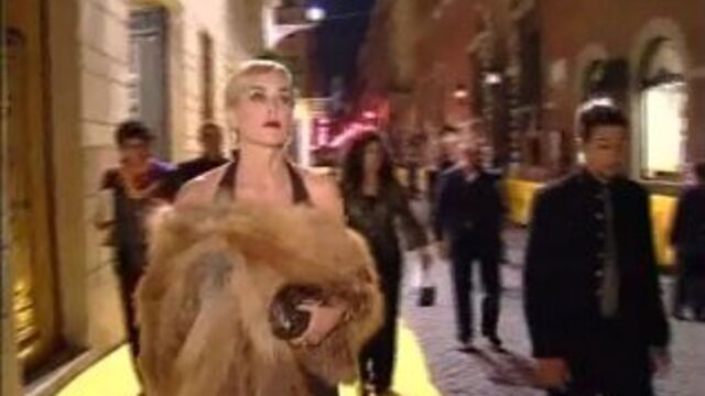 amfAR Rome 2007 Palazzo Fendi_Sharon Stone - filmed by Giacomo Docimo