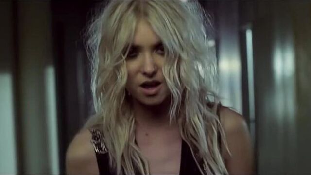 Тейлор Момсен Голая - Taylor Momsen Nude - Heaven Knows