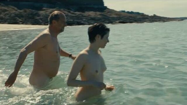 Daphné Patakia Nude - Sur la branche (2023) HD 1080p Watch Online / Дафна Патакия - На ветке