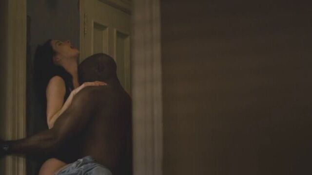 Кристен Риттер (Krysten Ritter hot scenes in "Jessica Jones" s01 2015)
