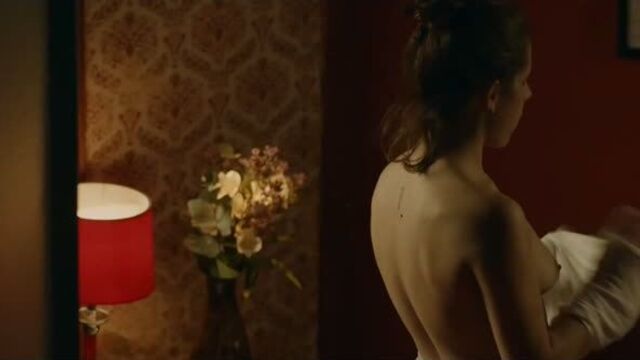 Laura Calero Nude - Mirage (la araña) (2018) HD 1080p Watch Online