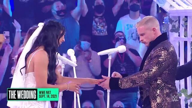 Complete relationship story of Indi Hartwell and Dexter Lumis