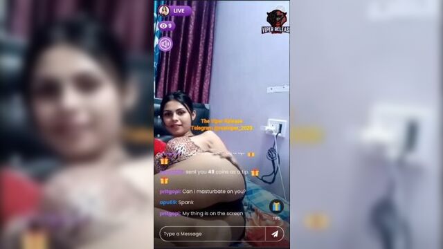 Arohi Barde live topless