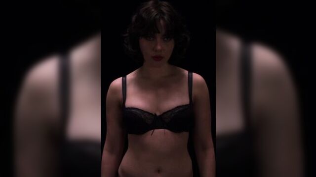 Побудь в моей шкуре / Under the Skin (2013) Jonathan Glazer - Starring Scarlett Johansson