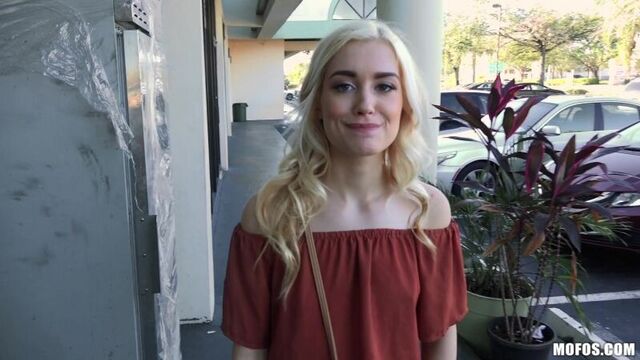Asking stranger blonde for sex - Apornvideo.us
