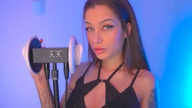 Akuma ASMR - 20230412 - ASMR Atención personal en tus orejas