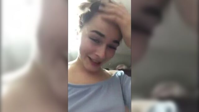 Шлюхи стримят в Перископ - 2