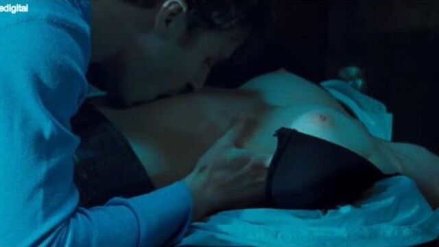 Madeline Zima Nude - The Collector (2009) HD 1080p Watch Online / Мадлен Зима - Коллекционер