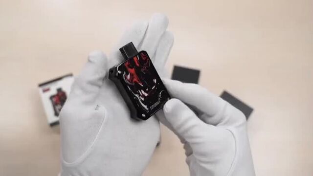 Battlestar Baby — pod система от компании Smoant. Небольшое по размерам, очень простое в использовании устройство для испарения