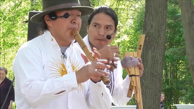Inty «Pakarina» and «Ecuador Indians». Dance of the airon hors. Музыка индейцев.