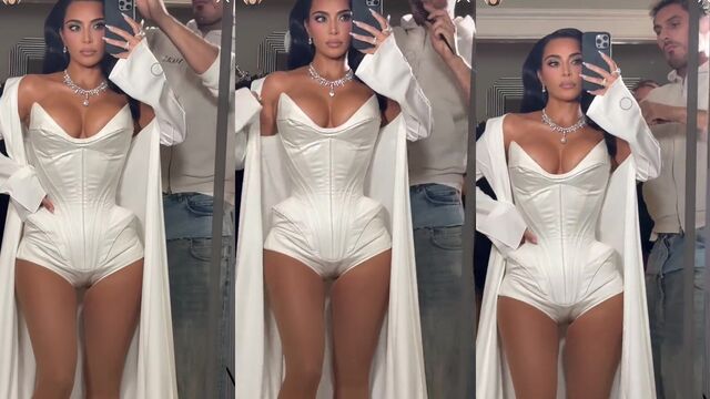 Kim Kardashian nude