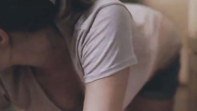 Elizabeth Olsen nude