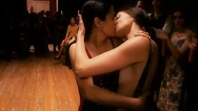 Salma Hayek nude