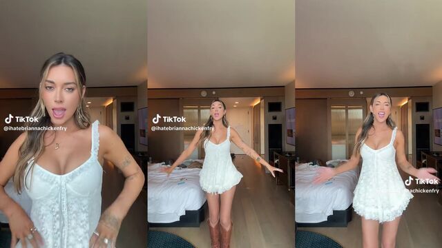 Brianna Lapaglia nude