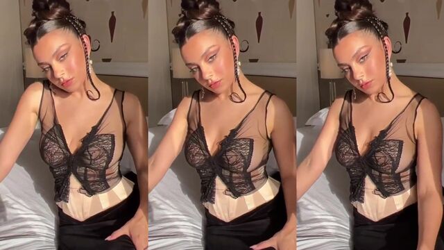 Charli Xcx nude