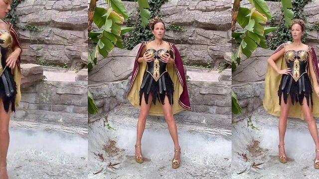 Kate Beckinsale nude