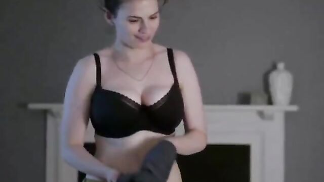 Hayley Atwell nude