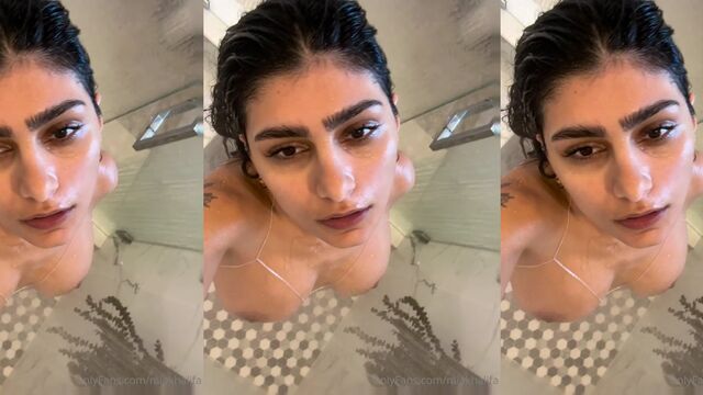 Mia Khalifa nude
