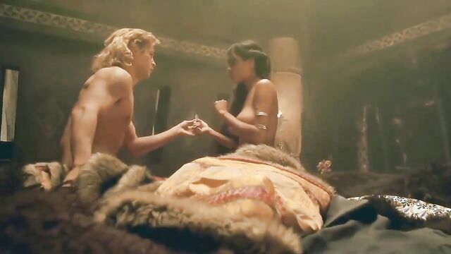 Rosario Dawson nude